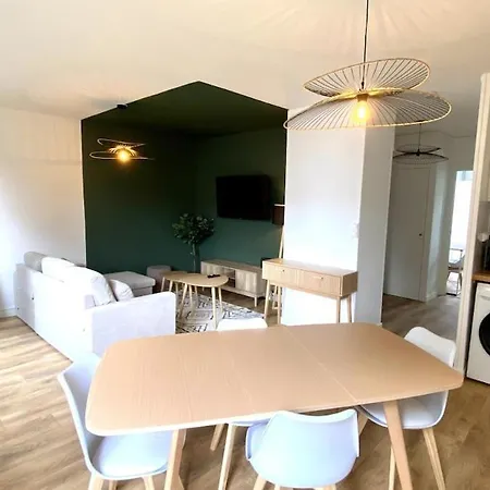 T2 Refait A Neuf Quartier Chantenay Avec Parking Apartment Nantes