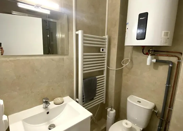 Apartamento T2 Refait à Neuf Quartier Chantenay Avec Parking *